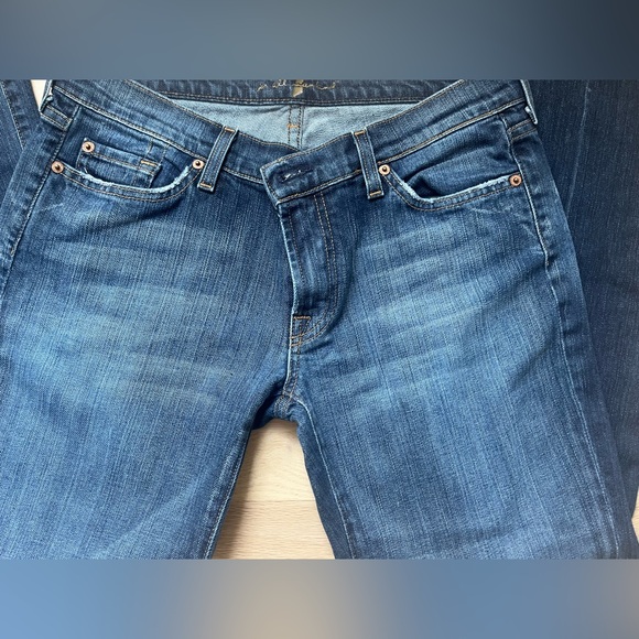 EUC Seven for all mankind Jeans - Picture 1 of 9